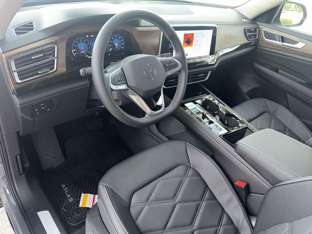 Thumbnail: 2026 Volkswagen Atlas - 2