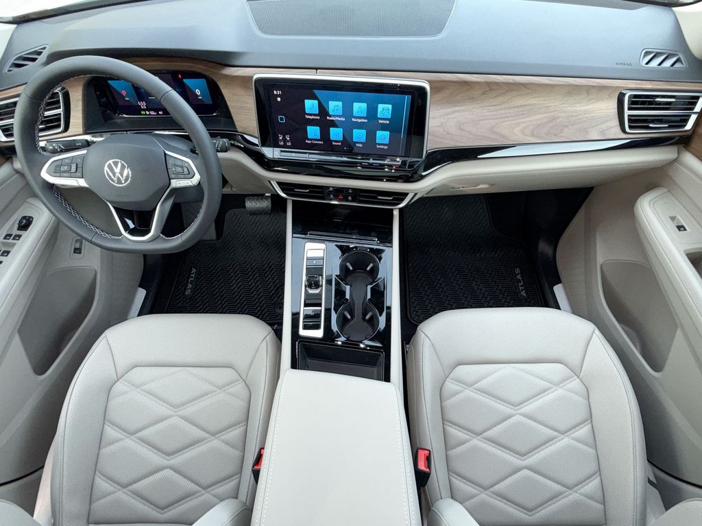 Thumbnail: 2026 Volkswagen Atlas - 13