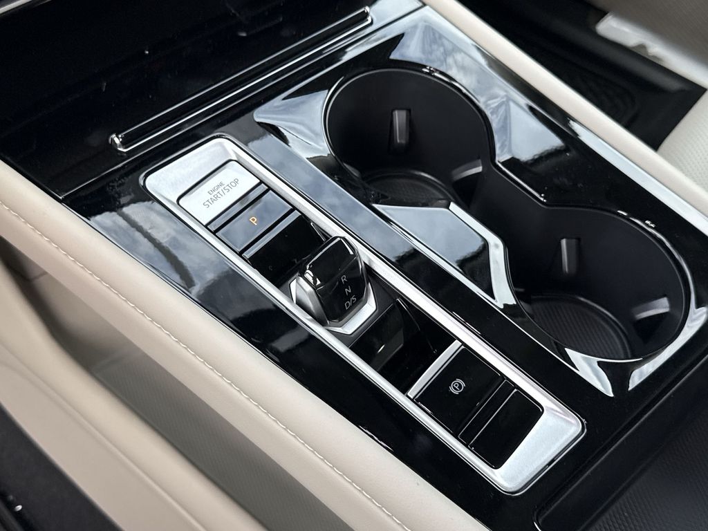 Thumbnail: 2026 Volkswagen Atlas - 25