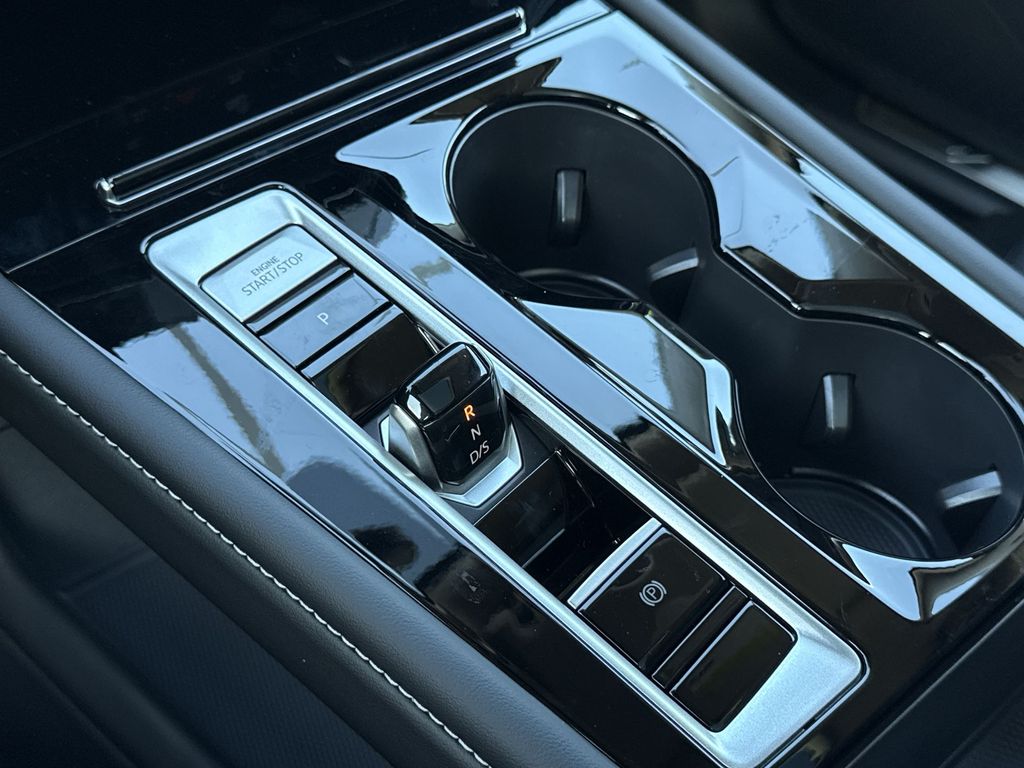 Thumbnail: 2026 Volkswagen Atlas - 25