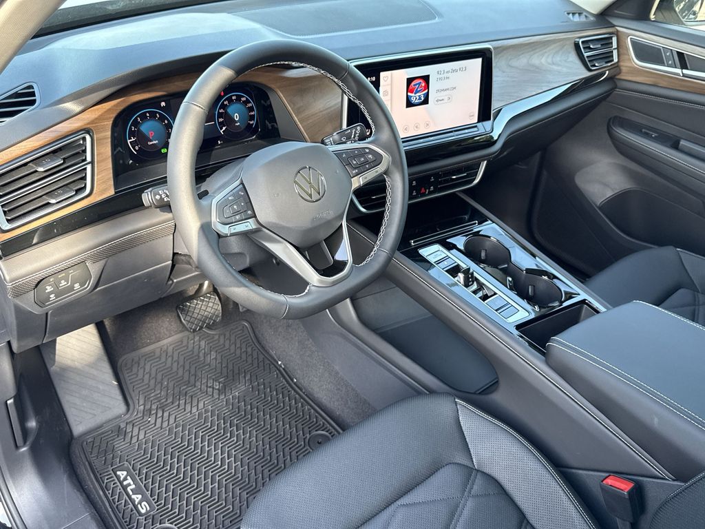 Thumbnail: 2026 Volkswagen Atlas - 2