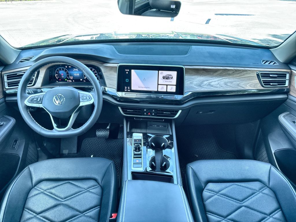 Thumbnail: 2026 Volkswagen Atlas - 13