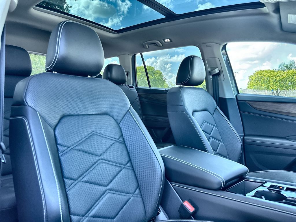 Thumbnail: 2026 Volkswagen Atlas - 28