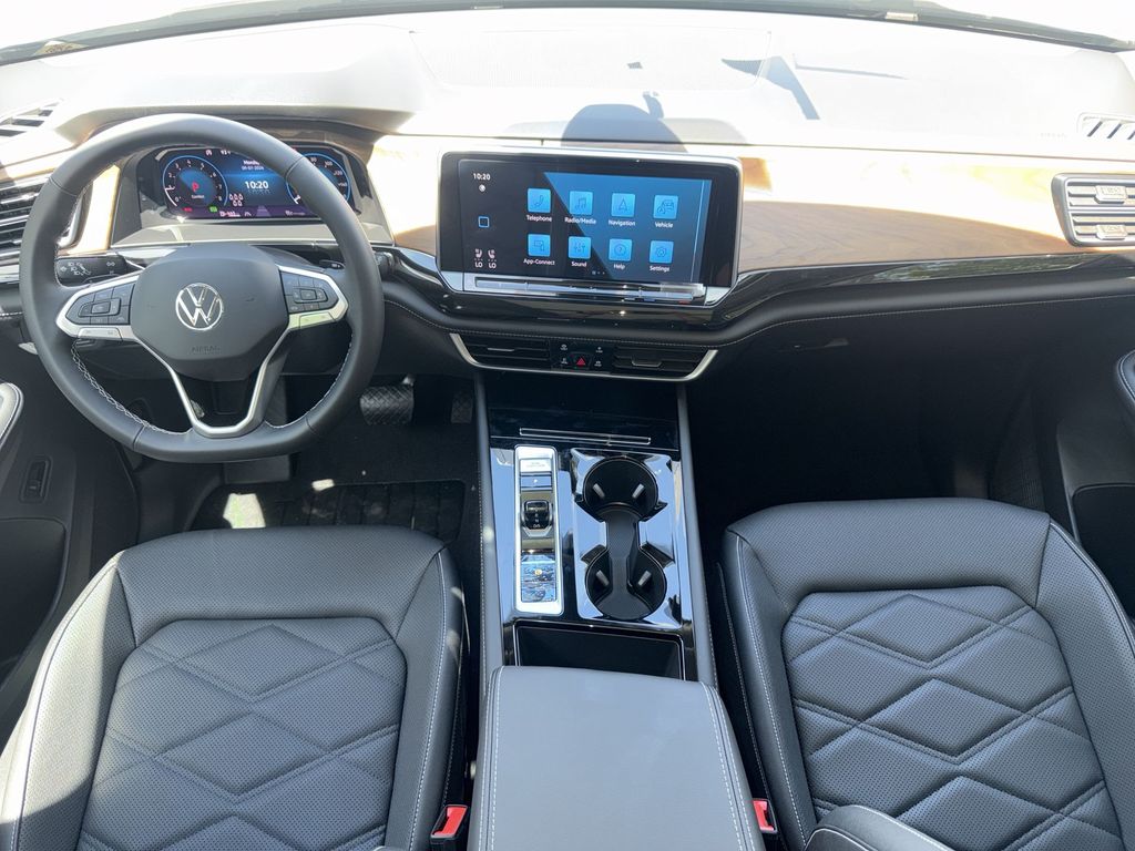 Thumbnail: 2026 Volkswagen Atlas - 13
