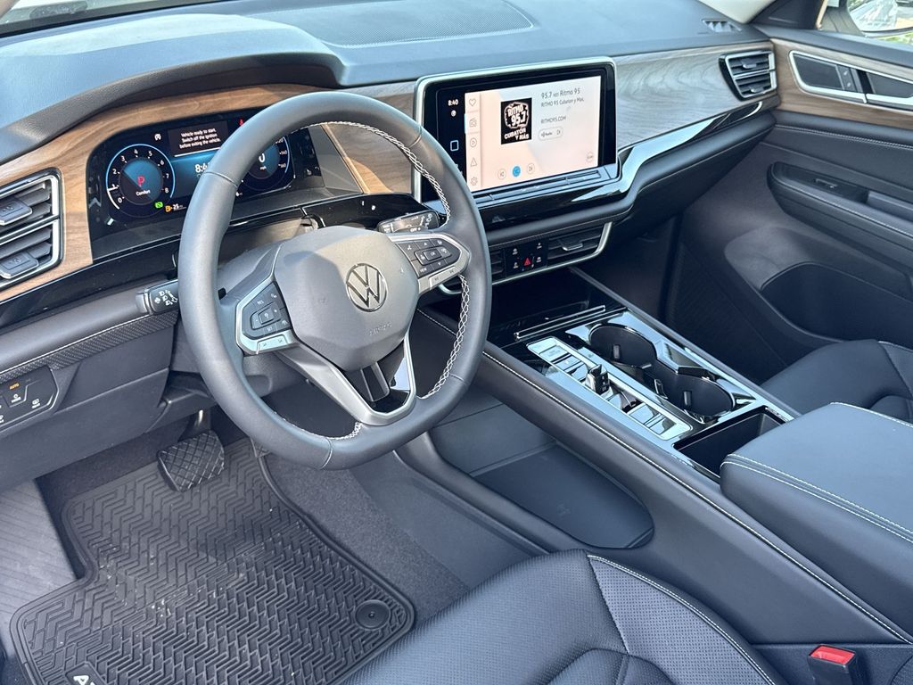 Thumbnail: 2026 Volkswagen Atlas - 2