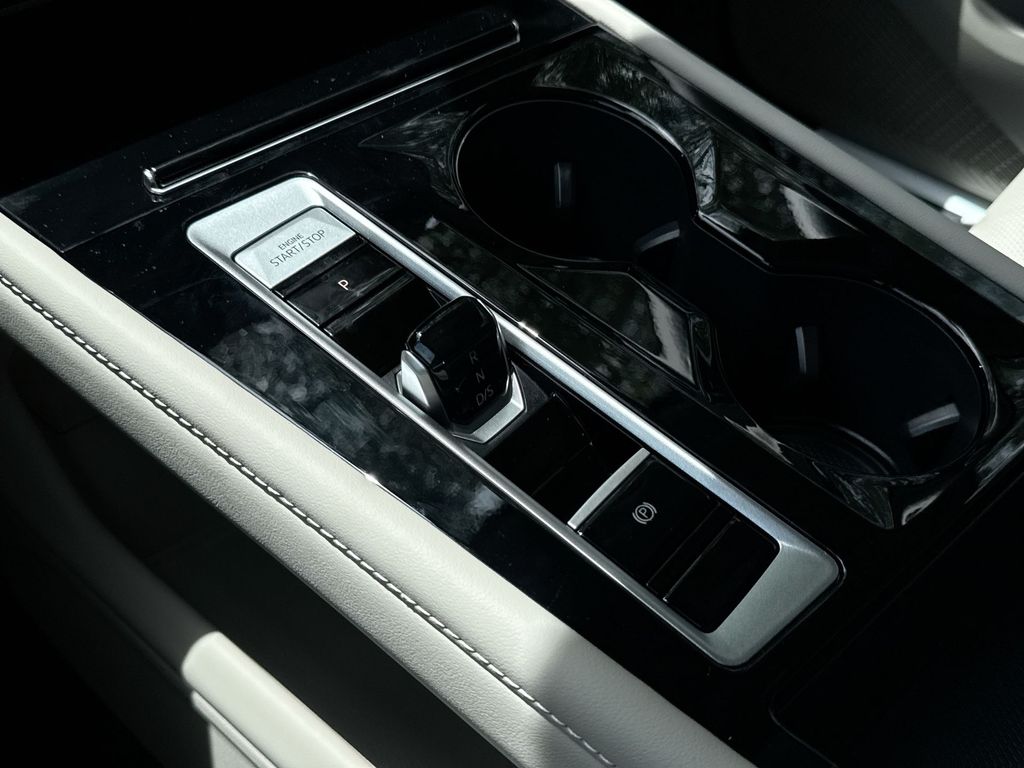 Thumbnail: 2026 Volkswagen Atlas - 25