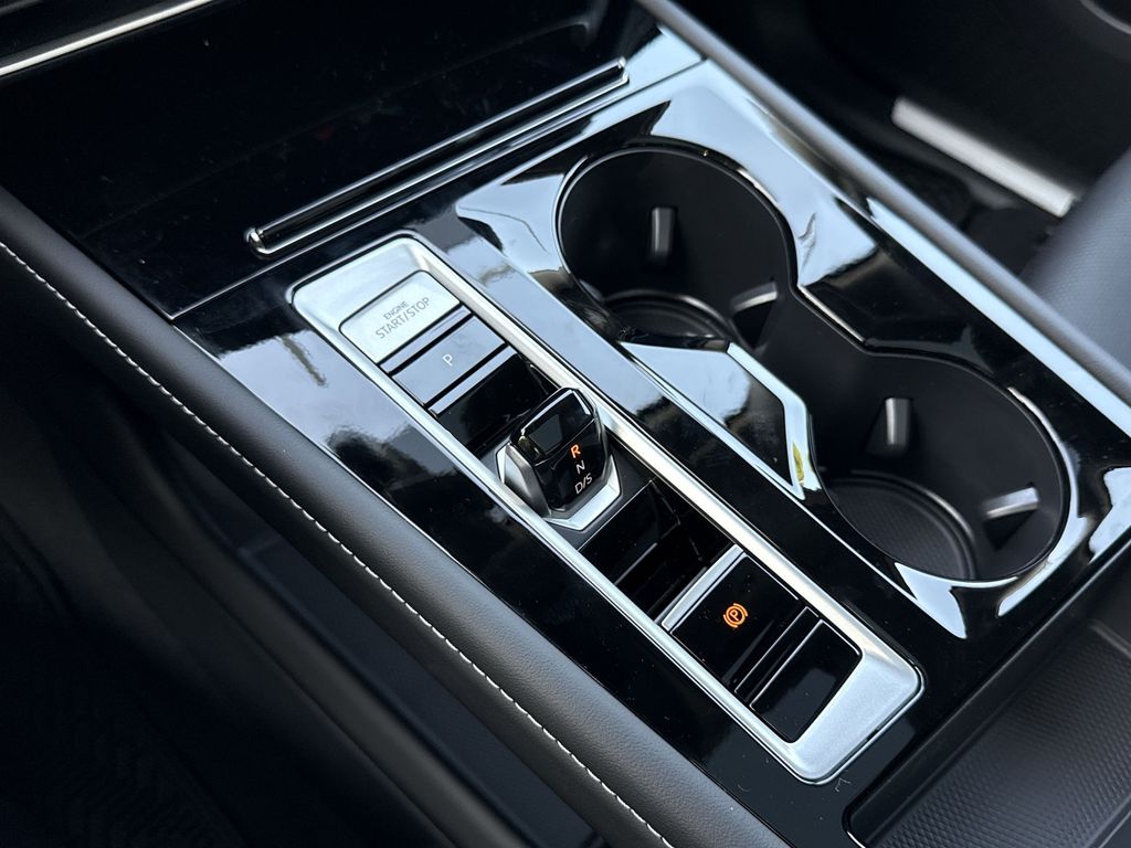 Thumbnail: 2026 Volkswagen Atlas - 15