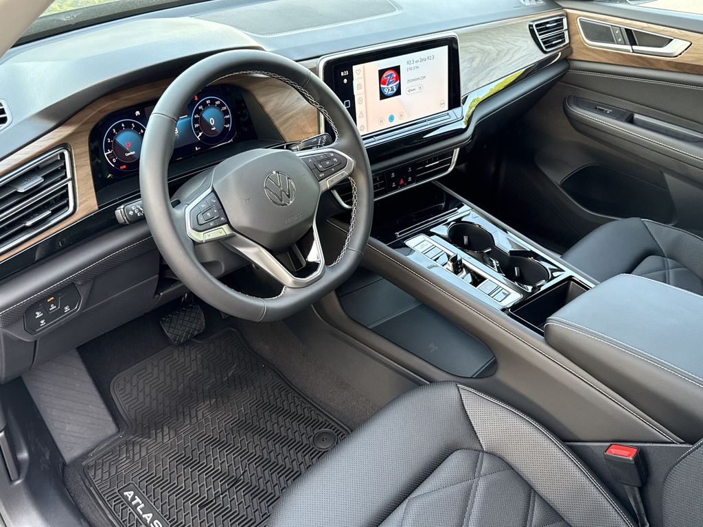 Thumbnail: 2026 Volkswagen Atlas - 2