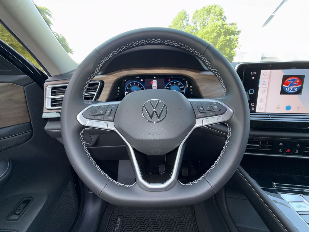 Thumbnail: 2026 Volkswagen Atlas - 9