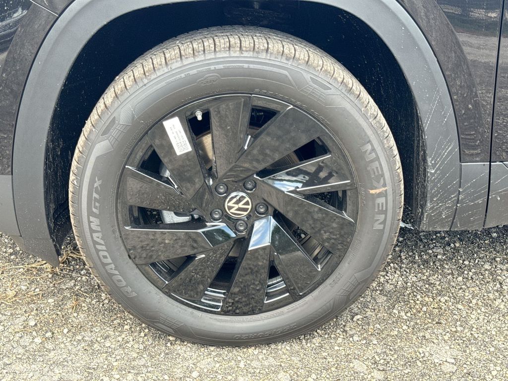Thumbnail: 2026 Volkswagen Atlas - 8