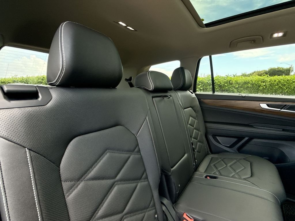 Thumbnail: 2026 Volkswagen Atlas - 28