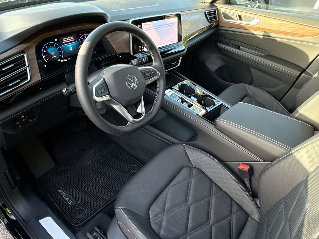 Thumbnail: 2026 Volkswagen Atlas - 2