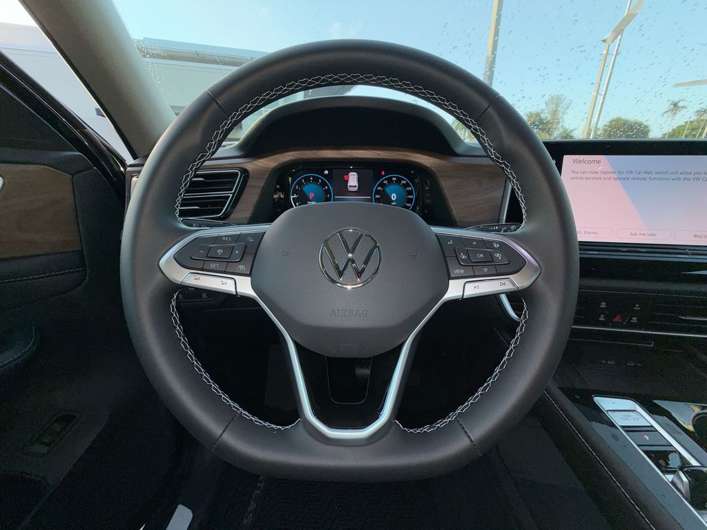 Thumbnail: 2026 Volkswagen Atlas - 10
