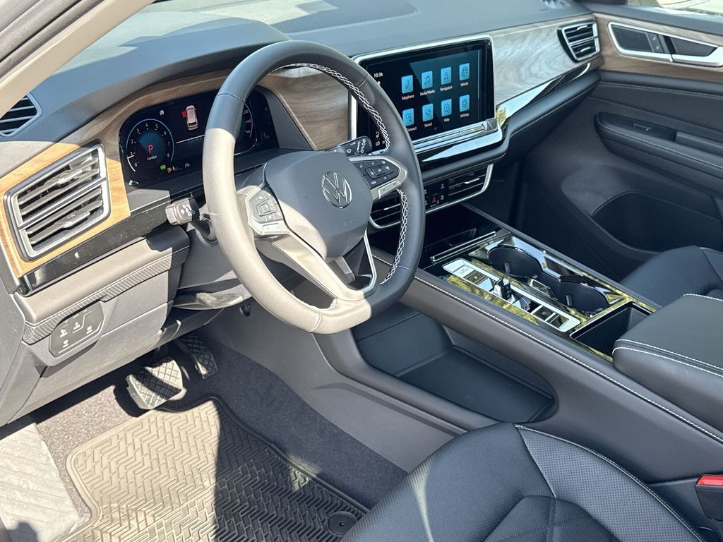 Thumbnail: 2026 Volkswagen Atlas - 2