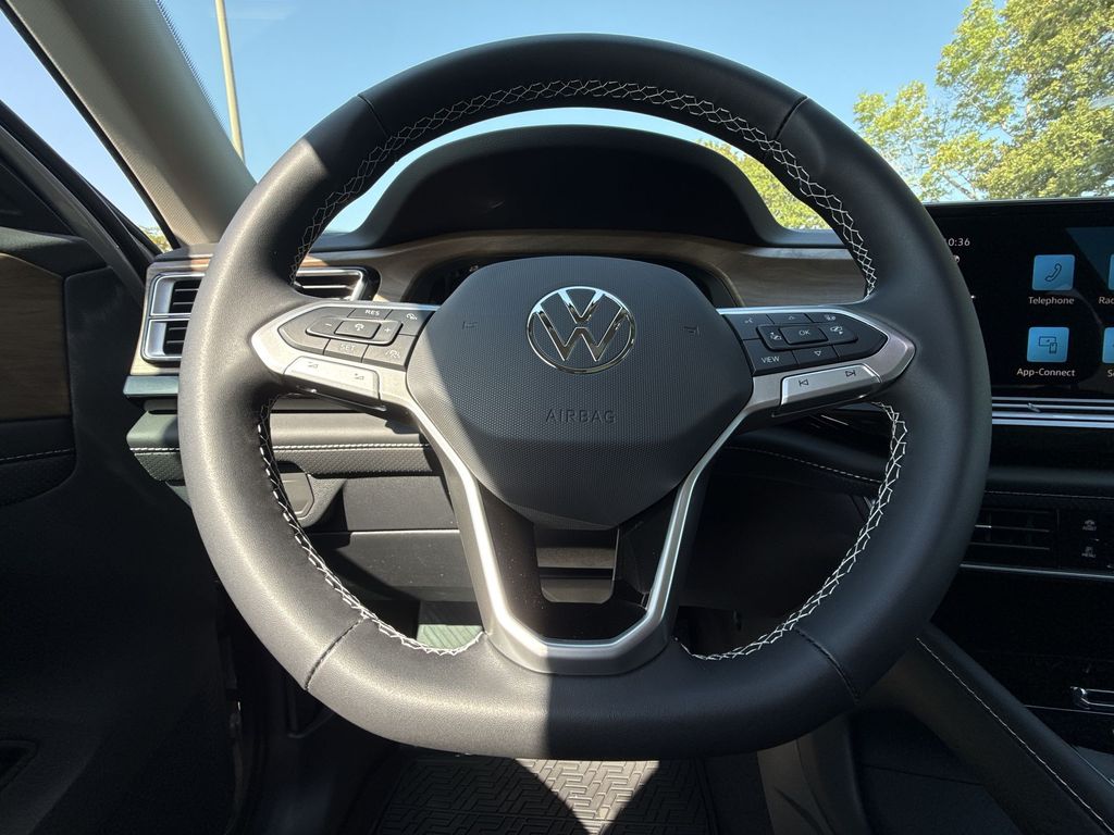 Thumbnail: 2026 Volkswagen Atlas - 9
