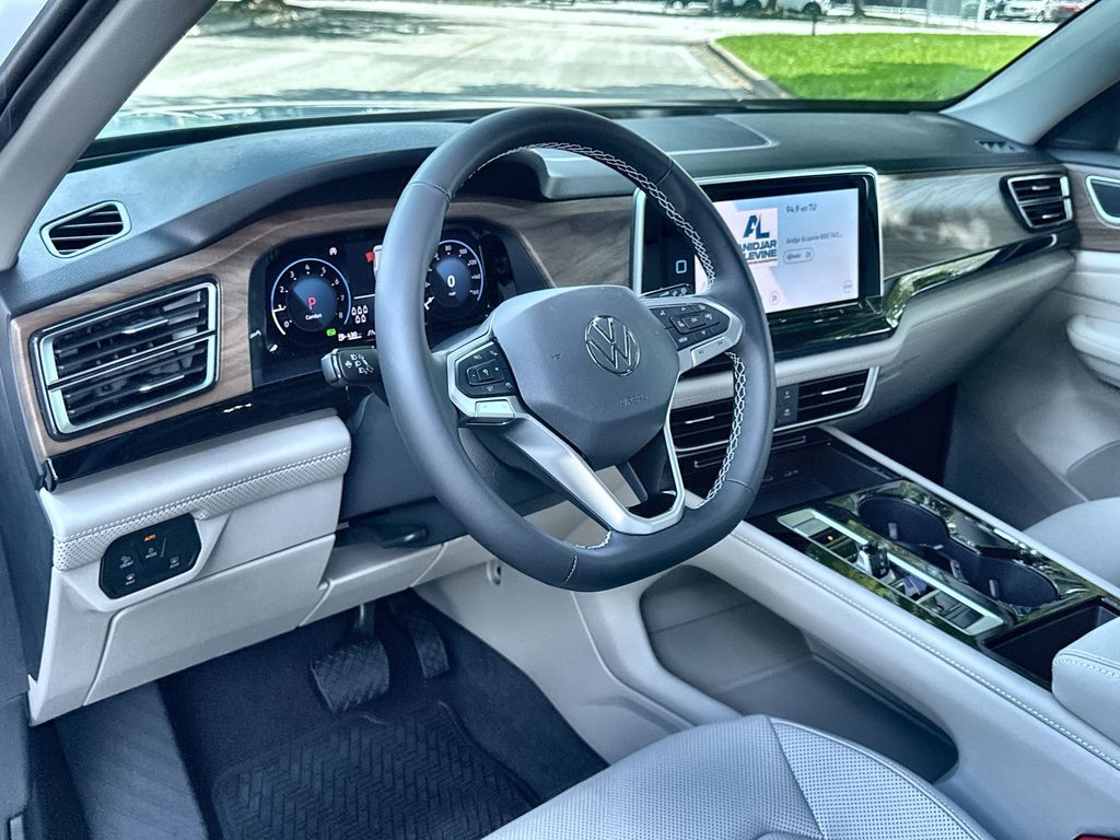 Thumbnail: 2026 Volkswagen Atlas - 2