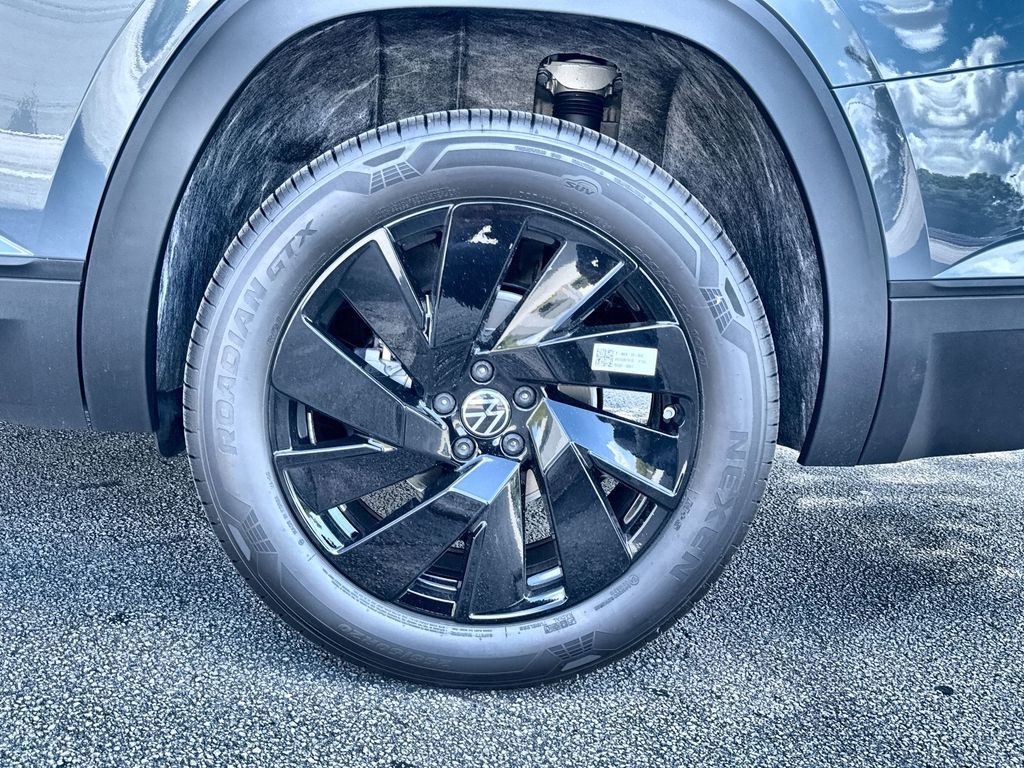 Thumbnail: 2026 Volkswagen Atlas - 7