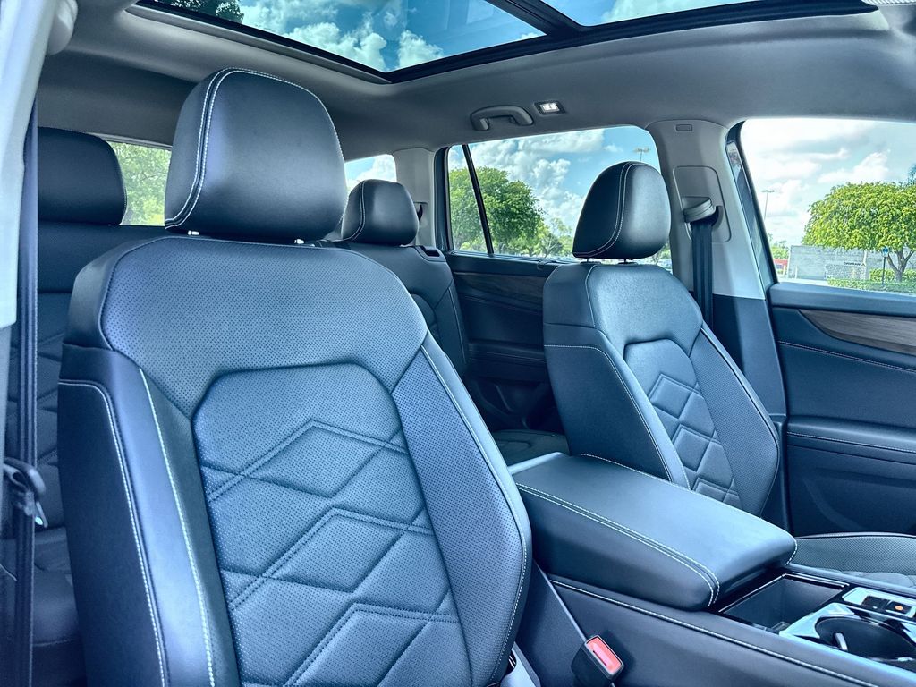 Thumbnail: 2026 Volkswagen Atlas - 11