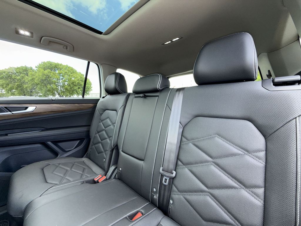 Thumbnail: 2026 Volkswagen Atlas - 13