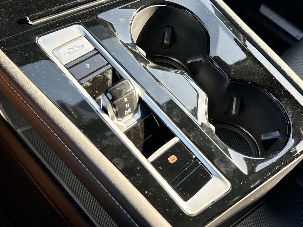 Thumbnail: 2026 Volkswagen Atlas - 15