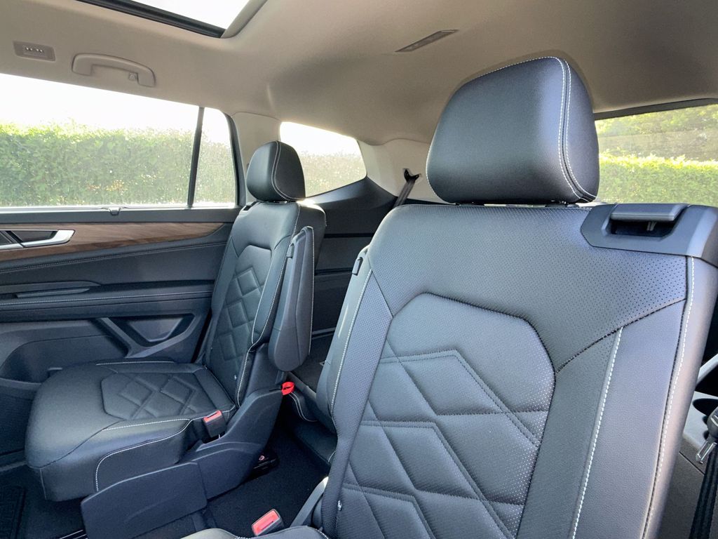 Thumbnail: 2026 Volkswagen Atlas - 12
