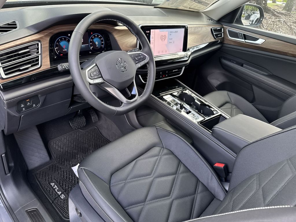 Thumbnail: 2026 Volkswagen Atlas - 2