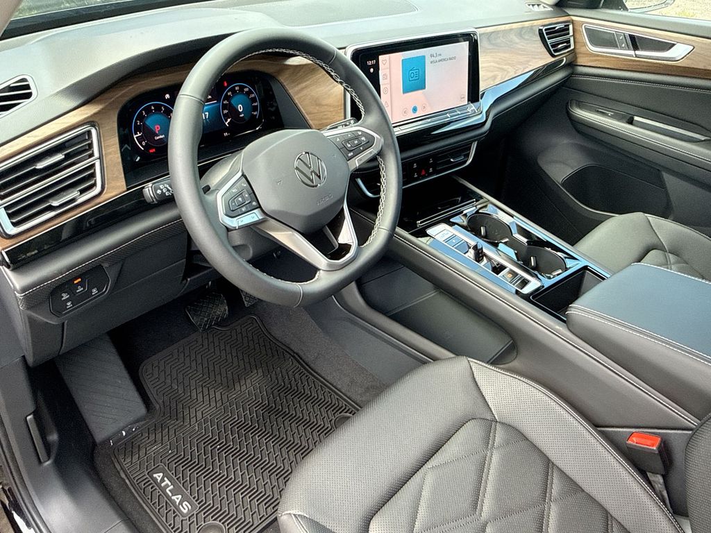 Thumbnail: 2026 Volkswagen Atlas - 2