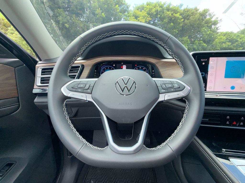 Thumbnail: 2026 Volkswagen Atlas - 10