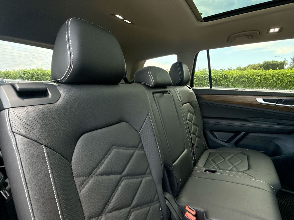 Thumbnail: 2026 Volkswagen Atlas - 28