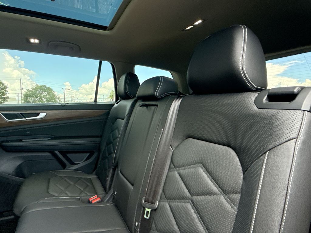 Thumbnail: 2026 Volkswagen Atlas - 13