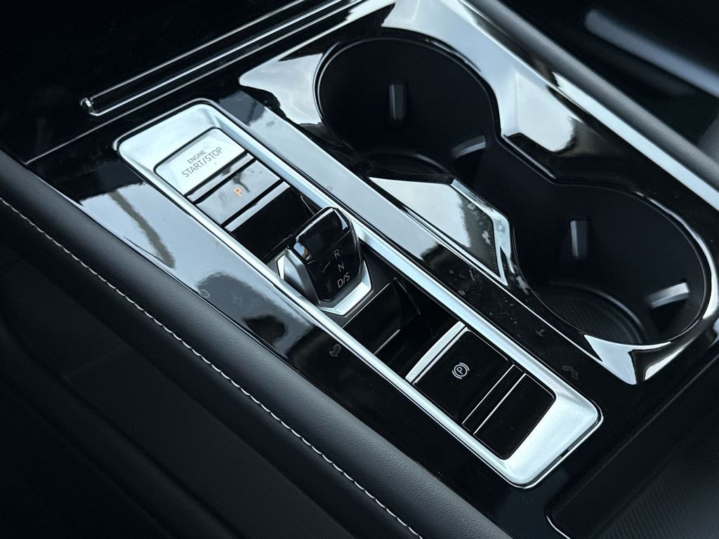 Thumbnail: 2026 Volkswagen Atlas - 15