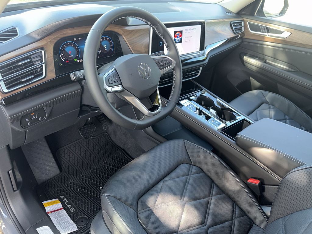 Thumbnail: 2026 Volkswagen Atlas - 2