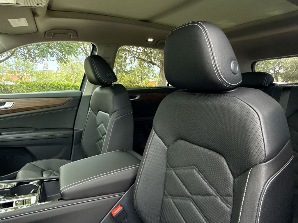 Thumbnail: 2026 Volkswagen Atlas - 11