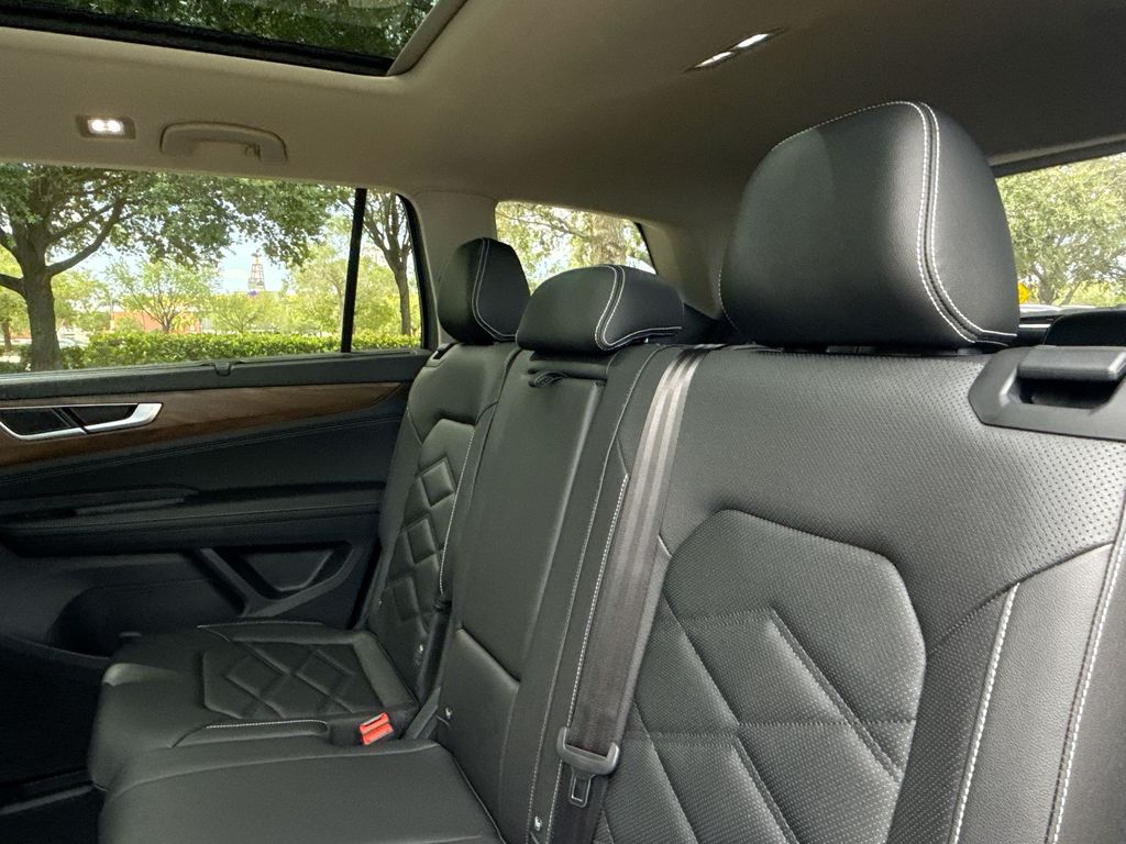 Thumbnail: 2026 Volkswagen Atlas - 13