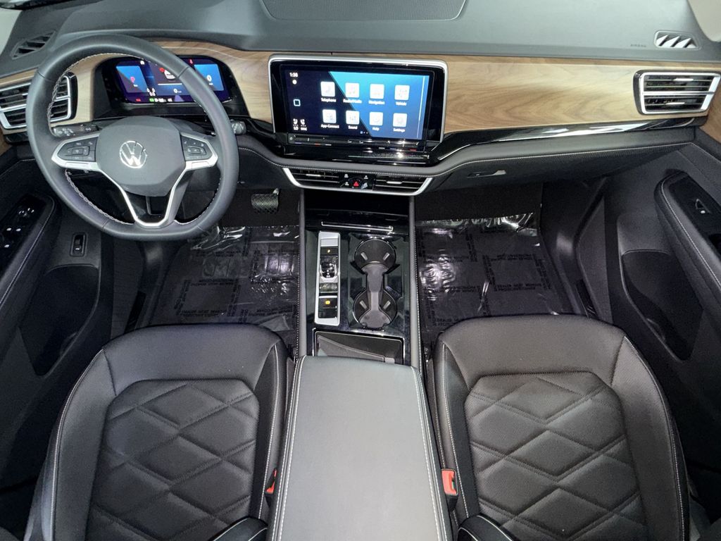 Thumbnail: 2026 Volkswagen Atlas - 14