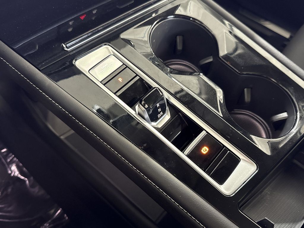 Thumbnail: 2026 Volkswagen Atlas - 16