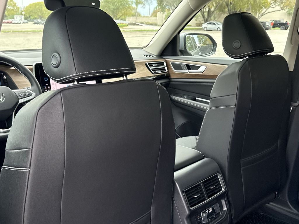 Thumbnail: 2026 Volkswagen Atlas - 11