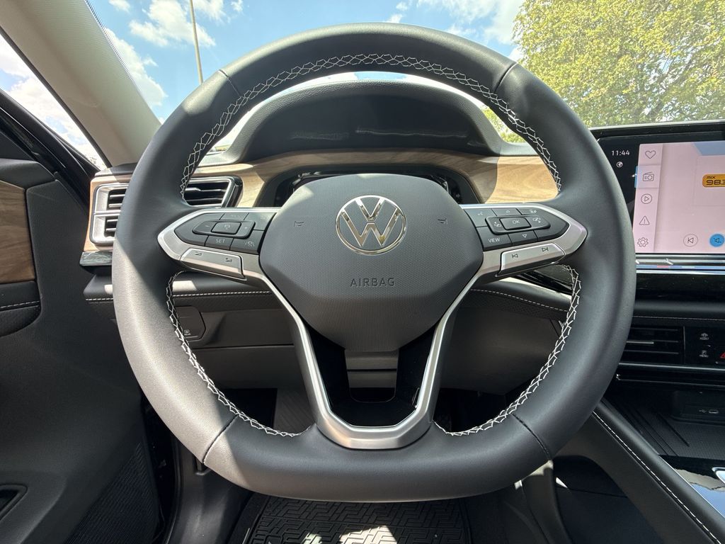 Thumbnail: 2026 Volkswagen Atlas - 9