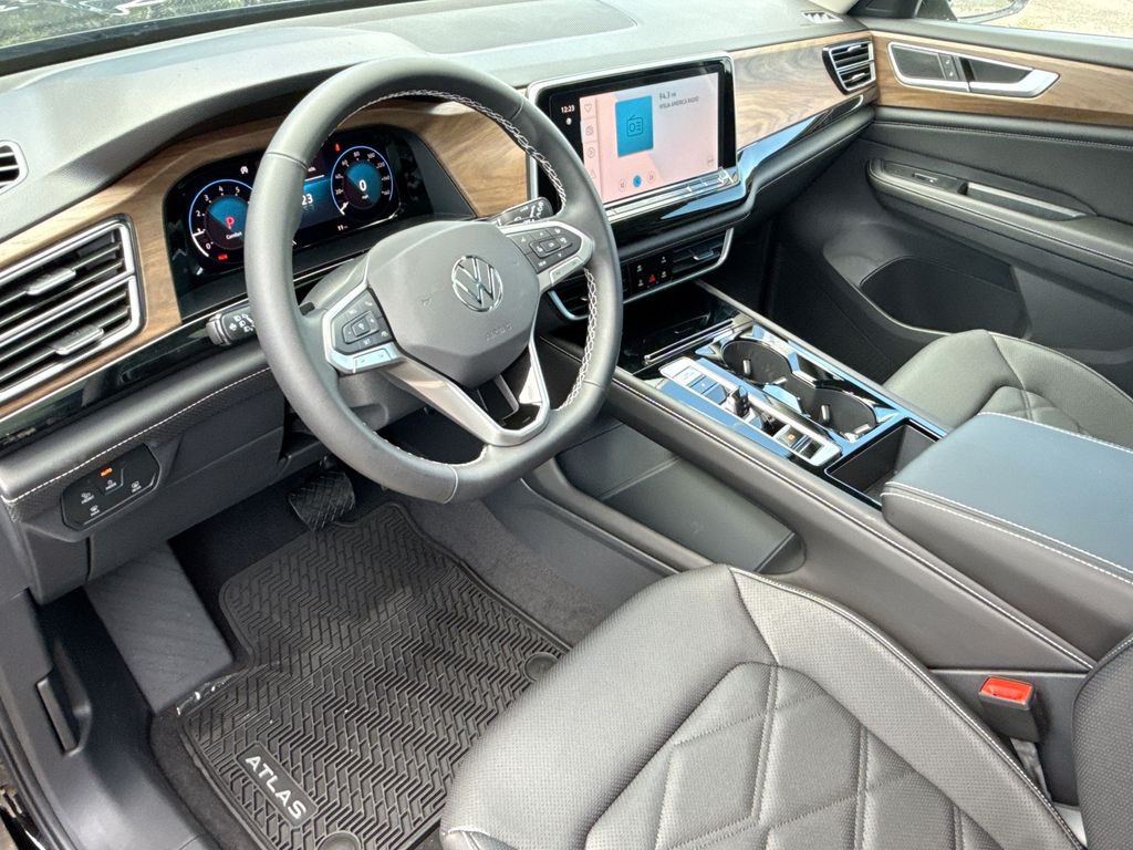 Thumbnail: 2026 Volkswagen Atlas - 2