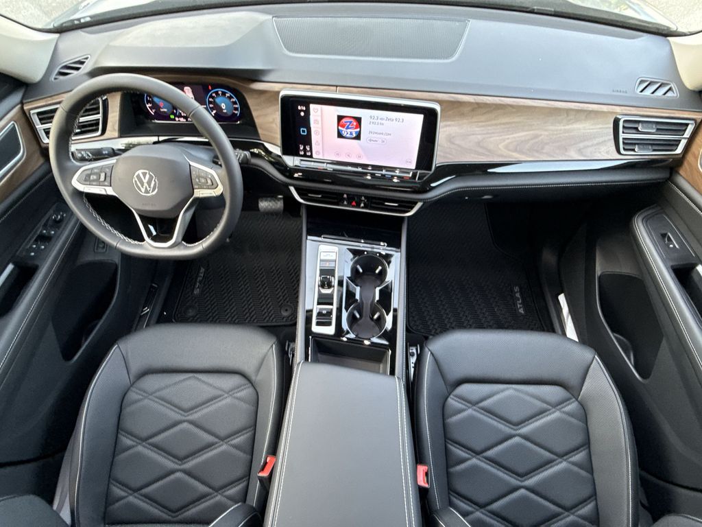 Thumbnail: 2026 Volkswagen Atlas - 13