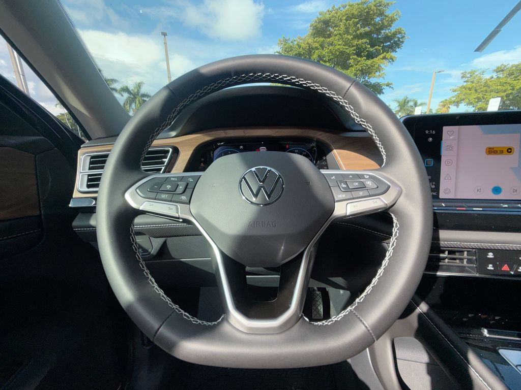 Thumbnail: 2026 Volkswagen Atlas - 9