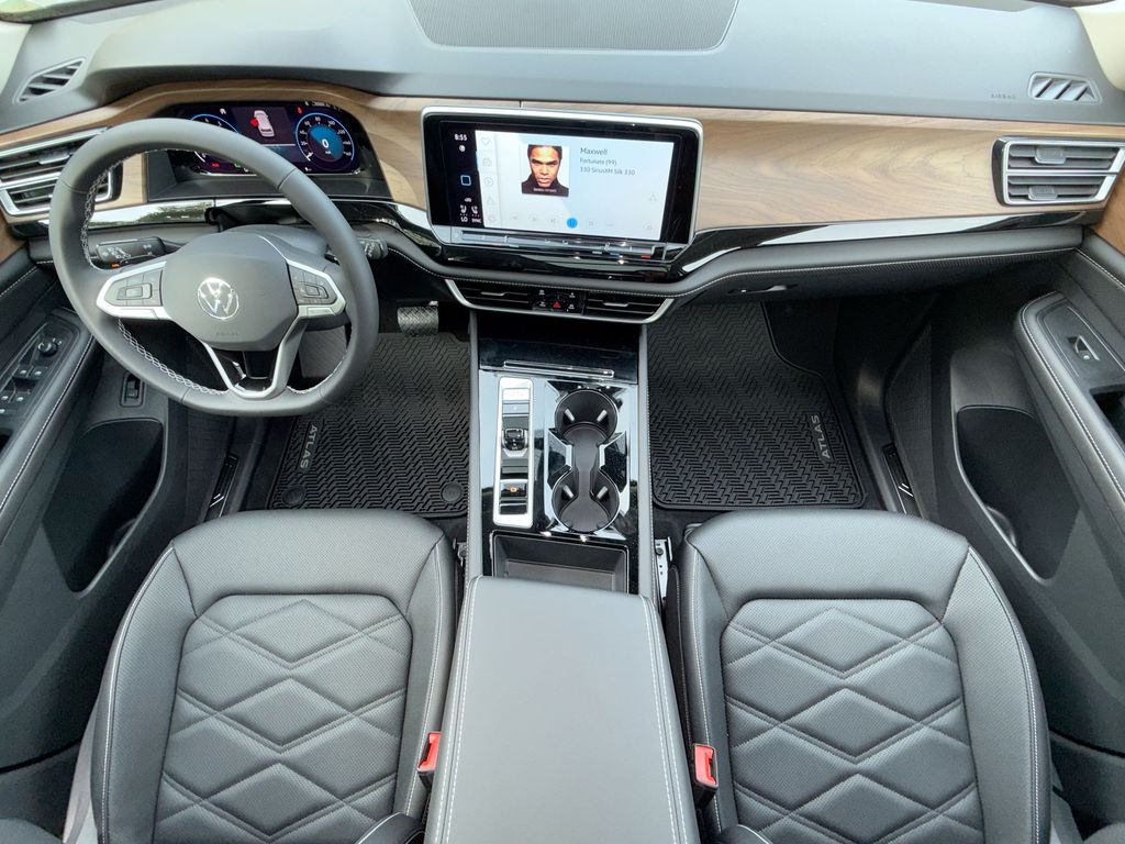 Thumbnail: 2026 Volkswagen Atlas - 14