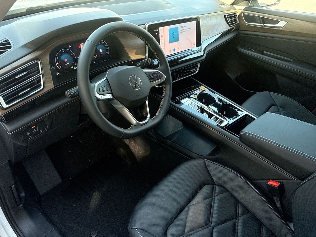 Thumbnail: 2026 Volkswagen Atlas - 2