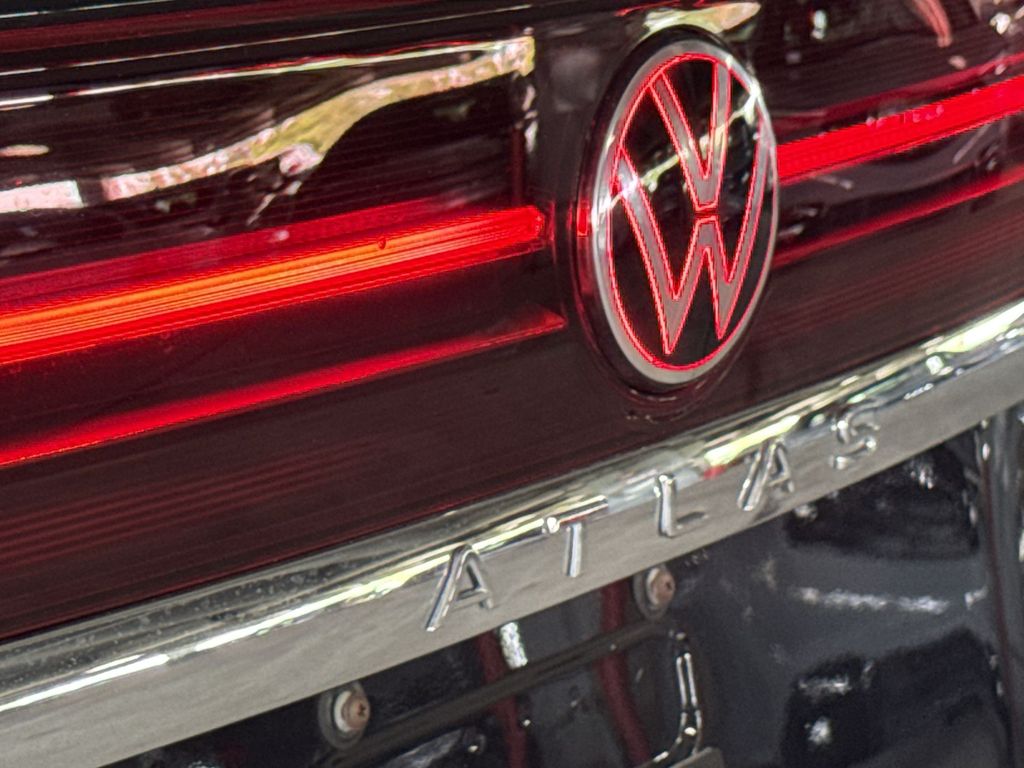 Thumbnail: 2026 Volkswagen Atlas - 6
