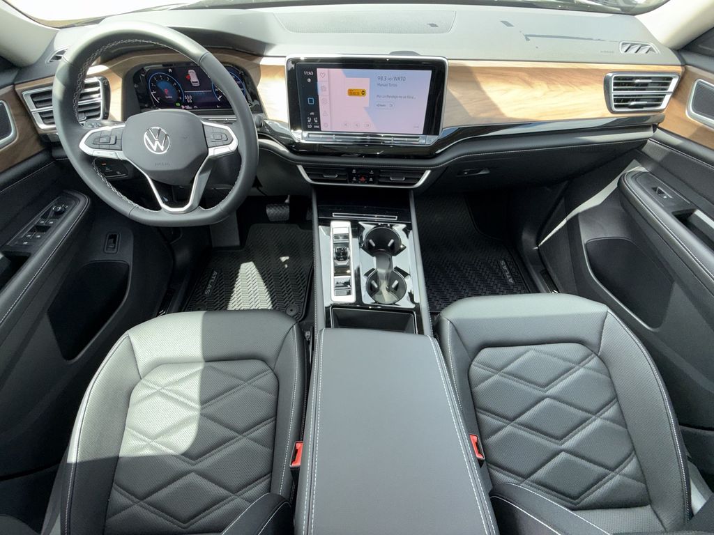 Thumbnail: 2026 Volkswagen Atlas - 14