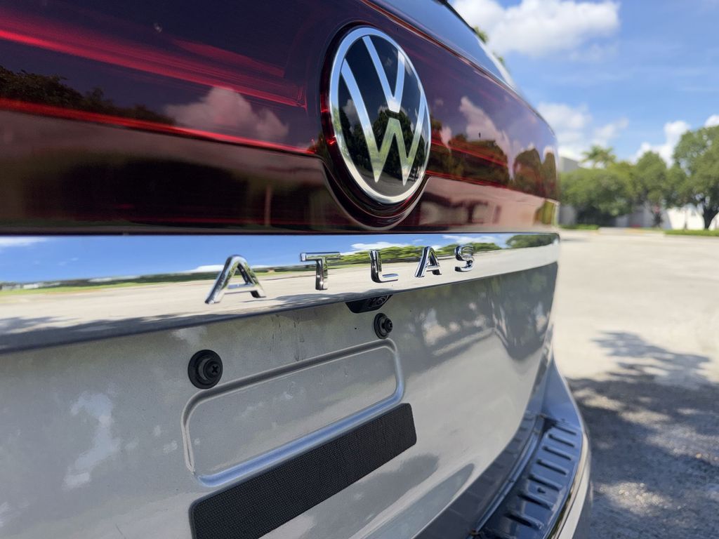 Thumbnail: 2026 Volkswagen Atlas - 6