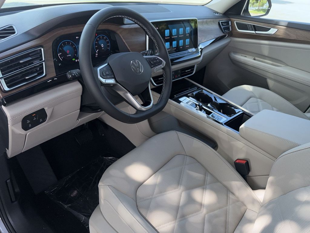 Thumbnail: 2026 Volkswagen Atlas - 2