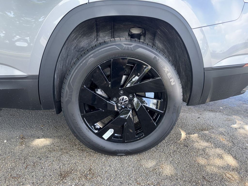 Thumbnail: 2026 Volkswagen Atlas - 7