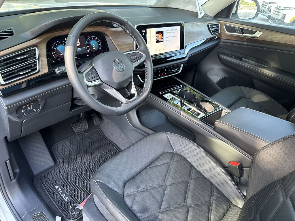 Thumbnail: 2026 Volkswagen Atlas - 2