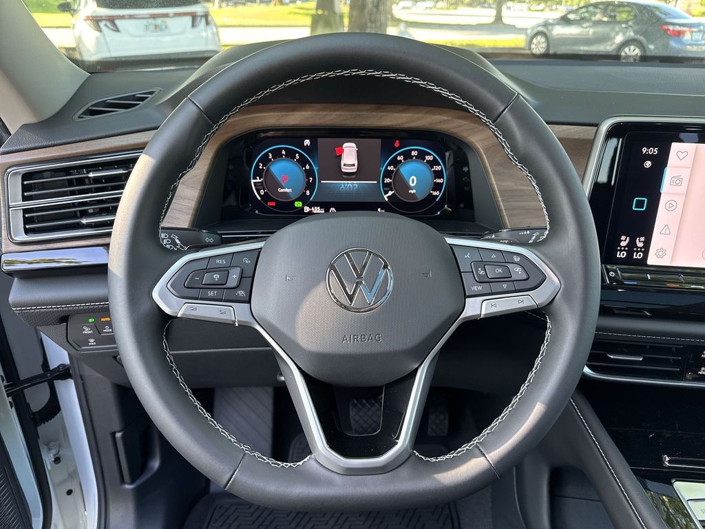 Thumbnail: 2026 Volkswagen Atlas - 10
